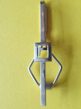 Vintage SWANK tie bar